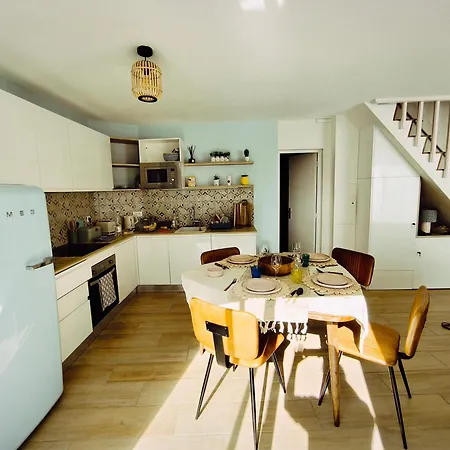 Elegant 4 Couchages Et Parking - 5mn De La Et Des Commerces Apartment